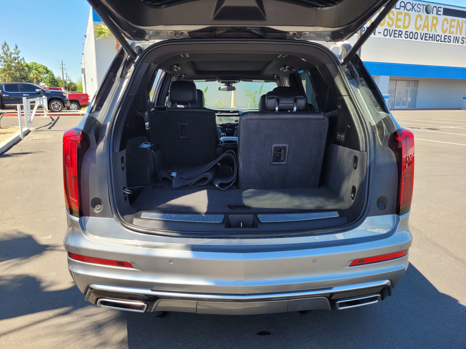 Used 2025 Cadillac XT6 Premium Luxury AWD/4WD image 27