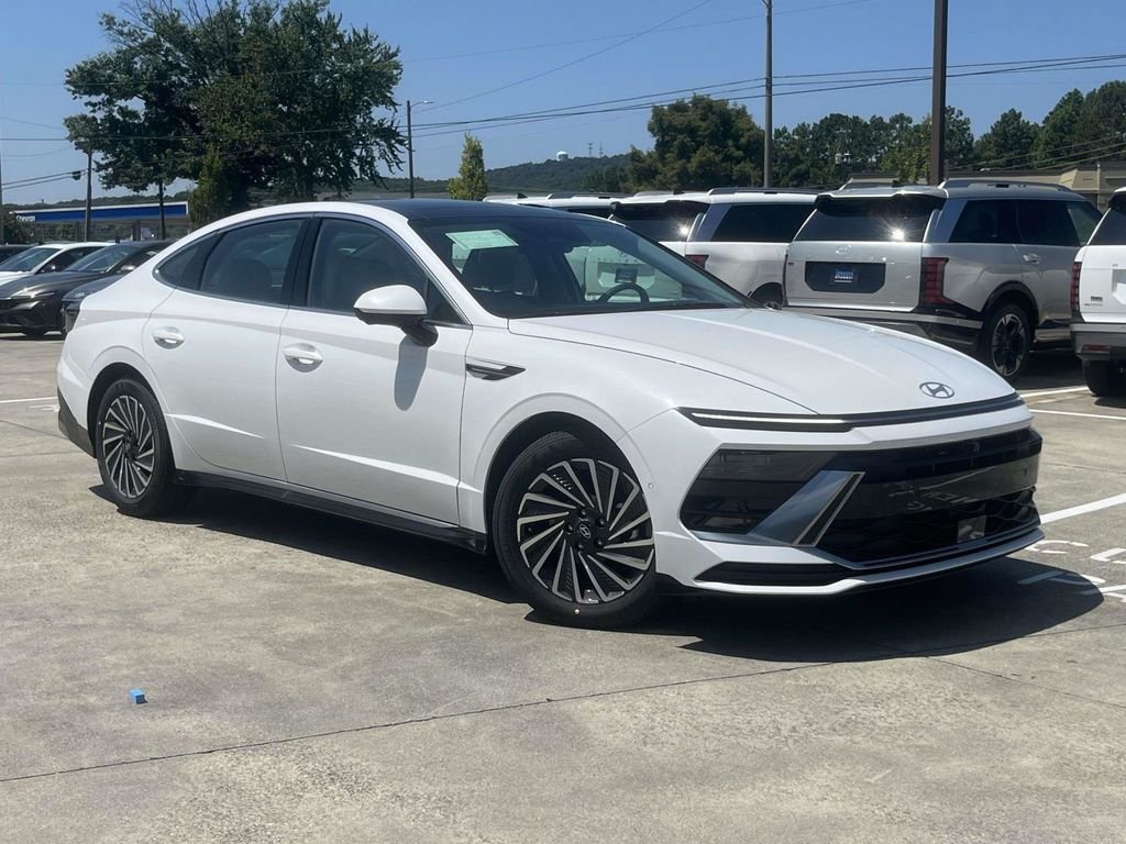 New 2026 Hyundai Sonata Limited FWD image 1