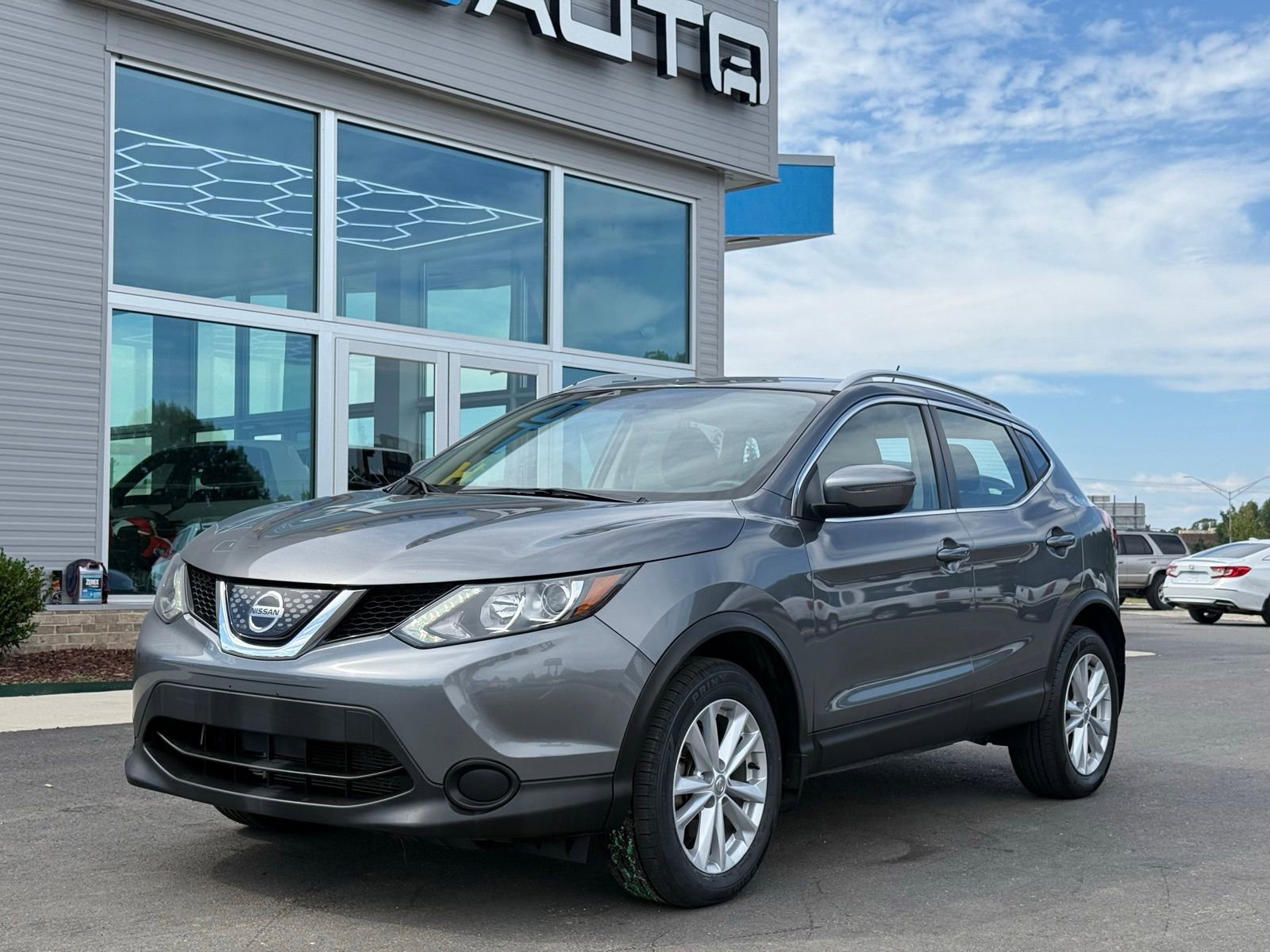 Used 2018 Nissan Rogue Sport SV image 10