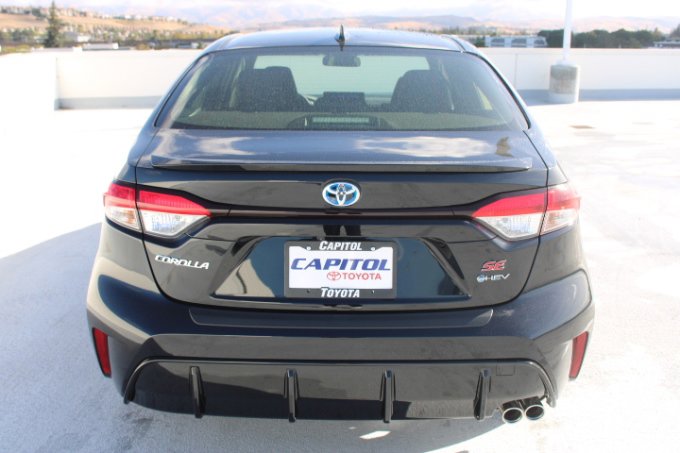 New 2026 Toyota Corolla SE image 4