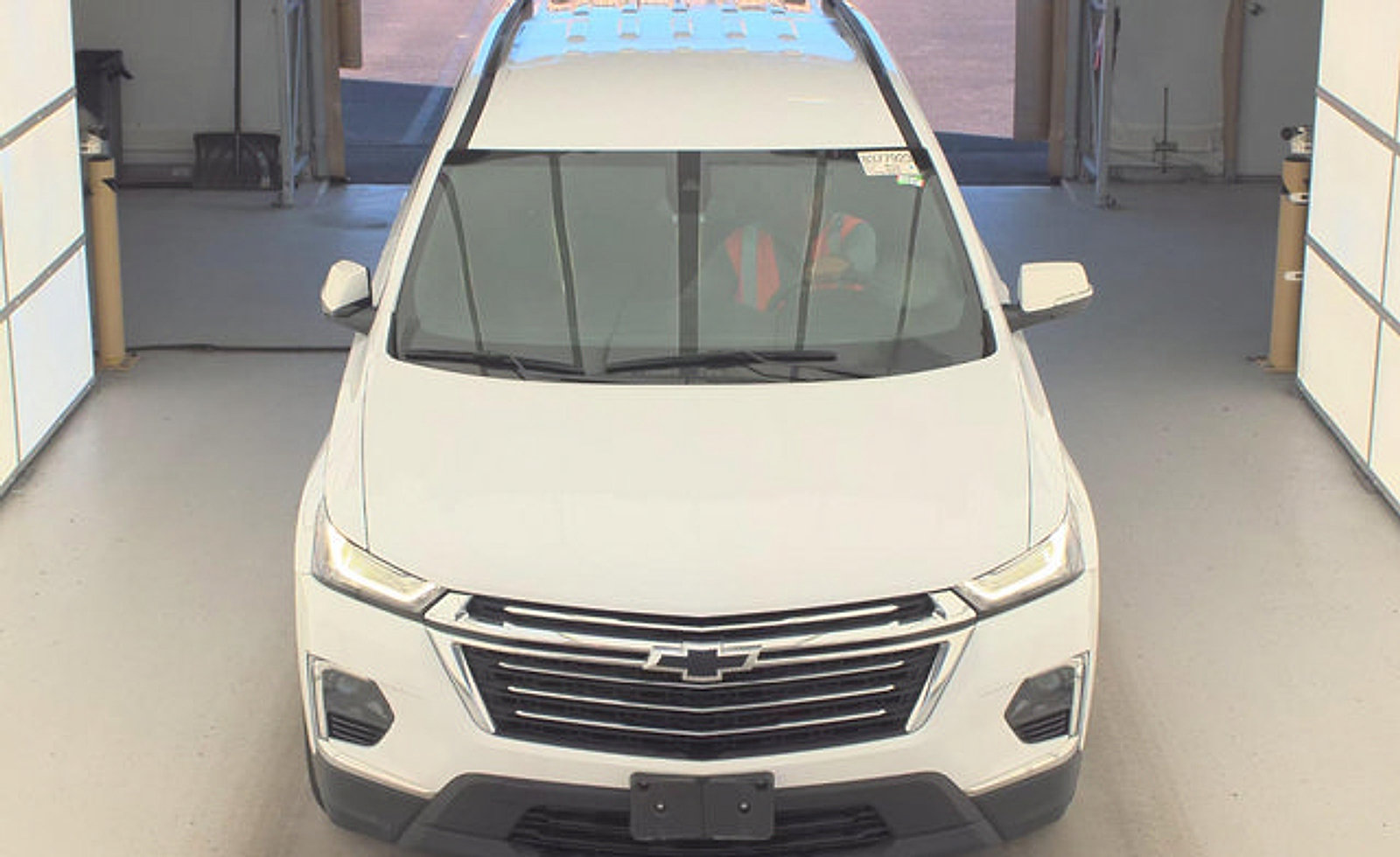 Used 2023 Chevrolet Traverse LT AWD/4WD image 3