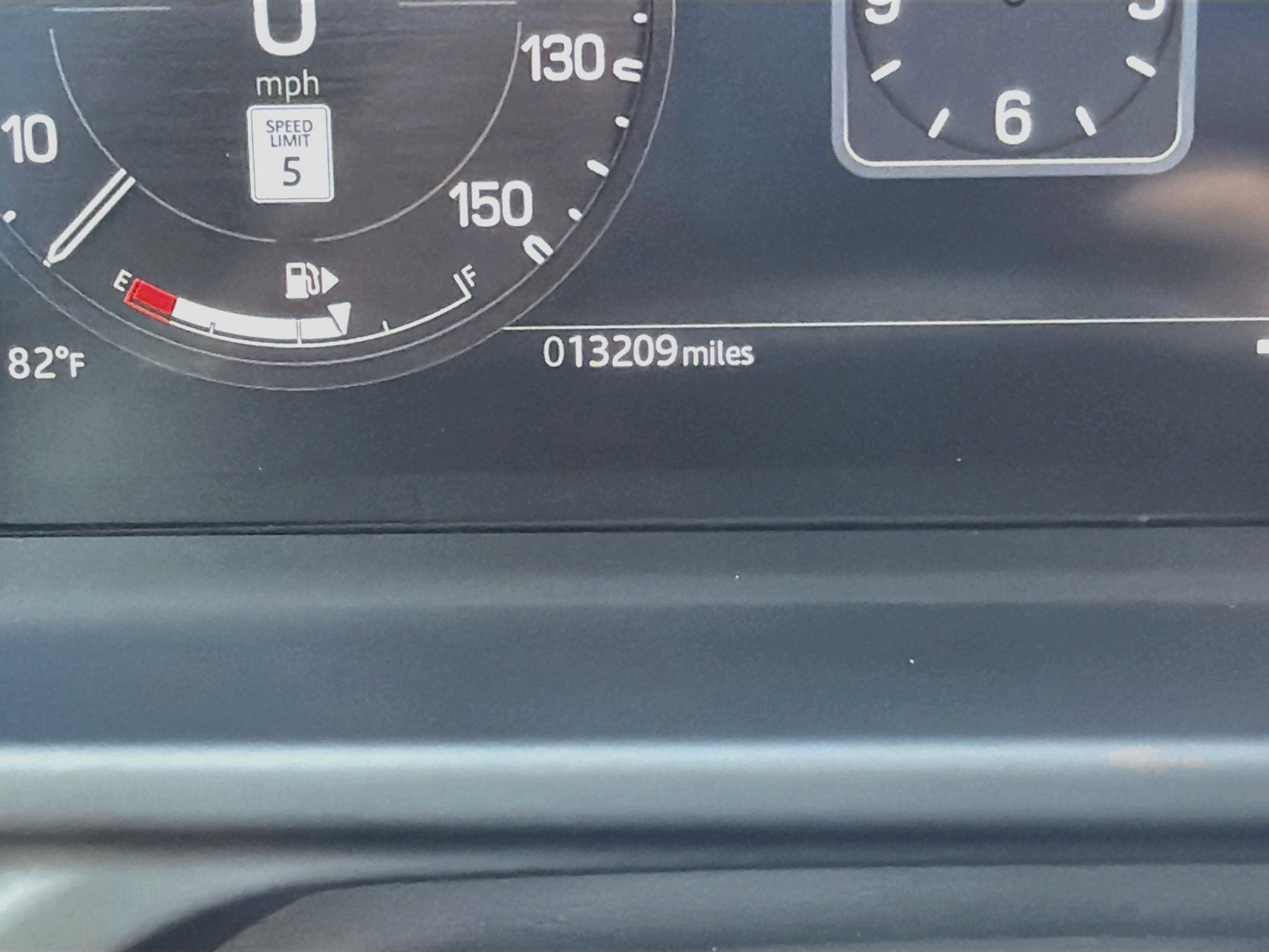 Used 2025 Land Rover Defender 110 S AWD/4WD image 42