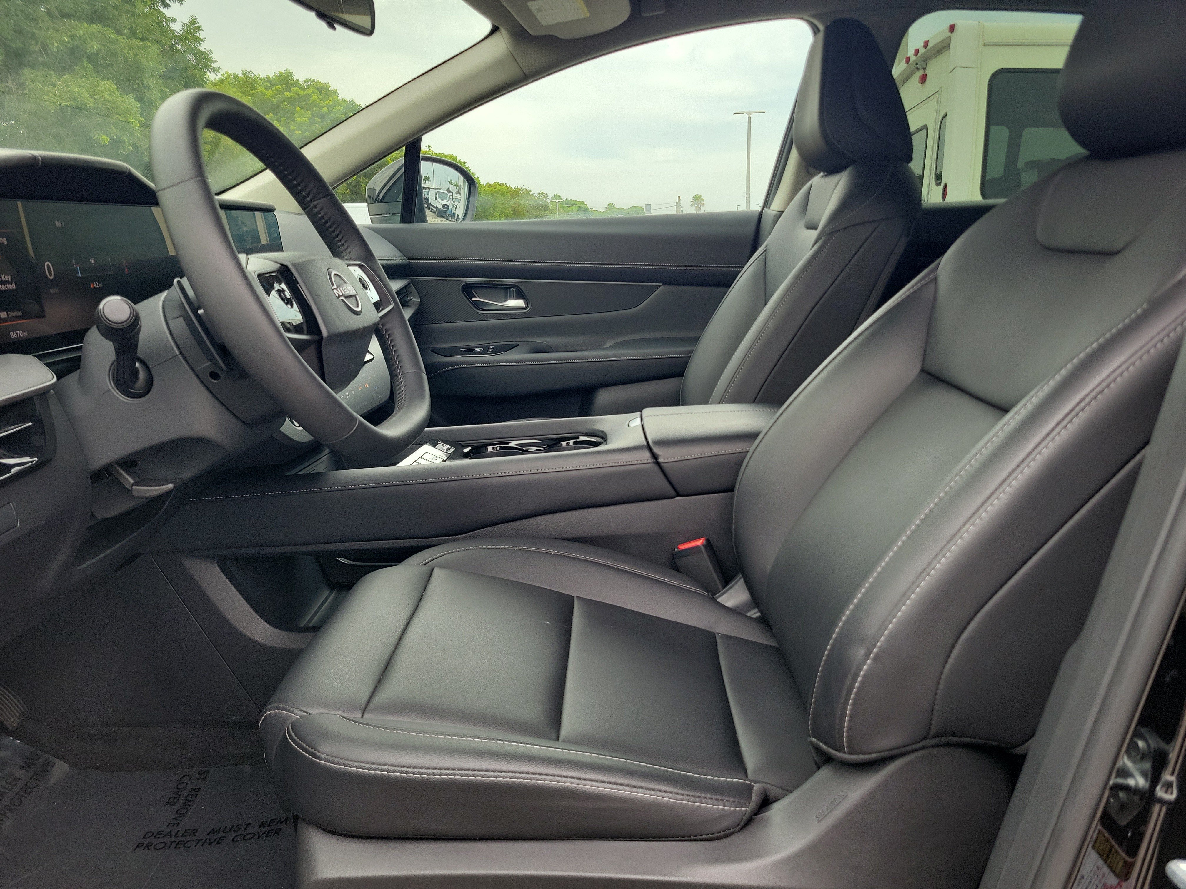 Certified 2025 Nissan Murano SV FWD image 11