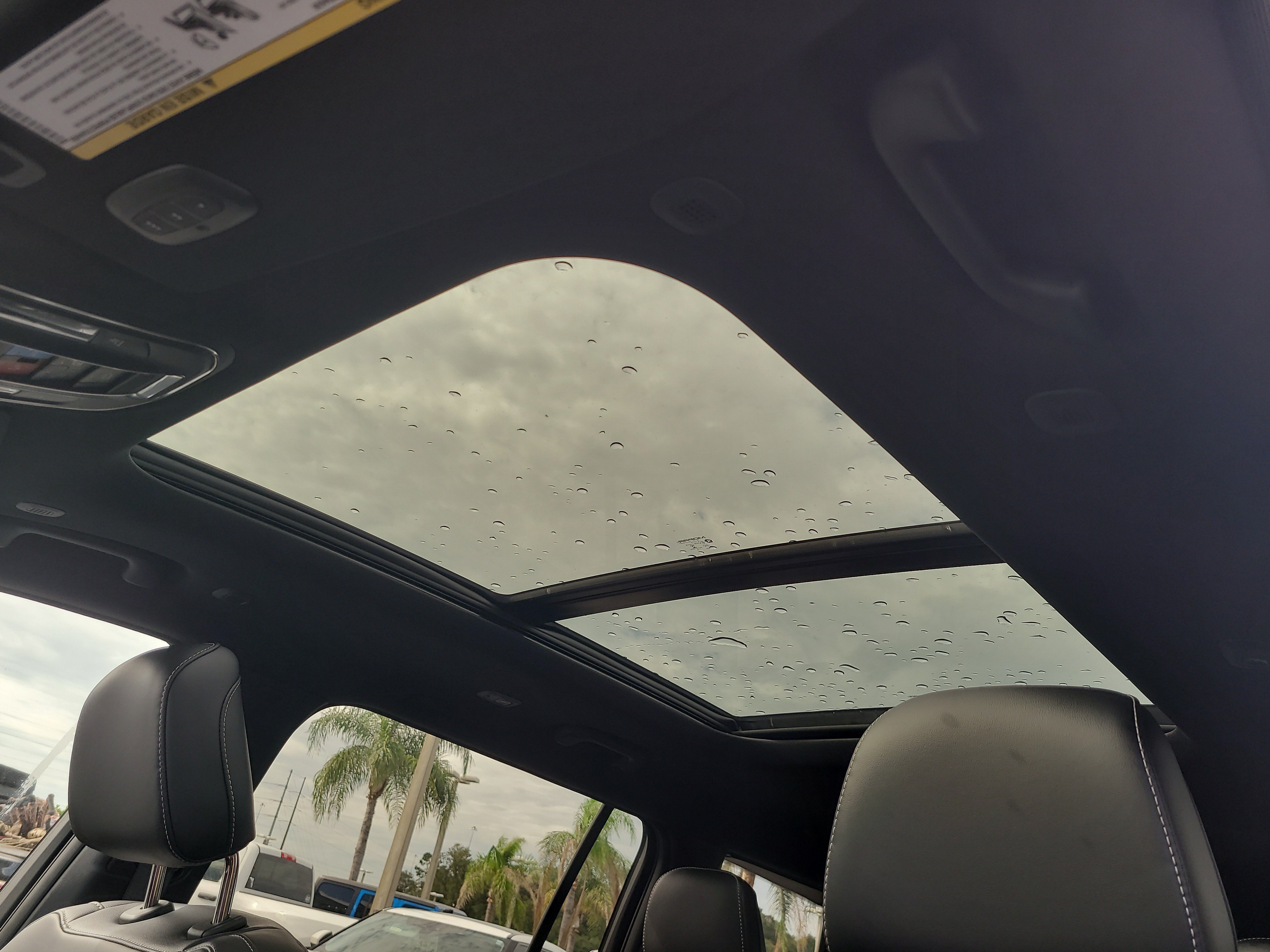 New 2027 Jeep Grand Cherokee L Limited RWD image 15