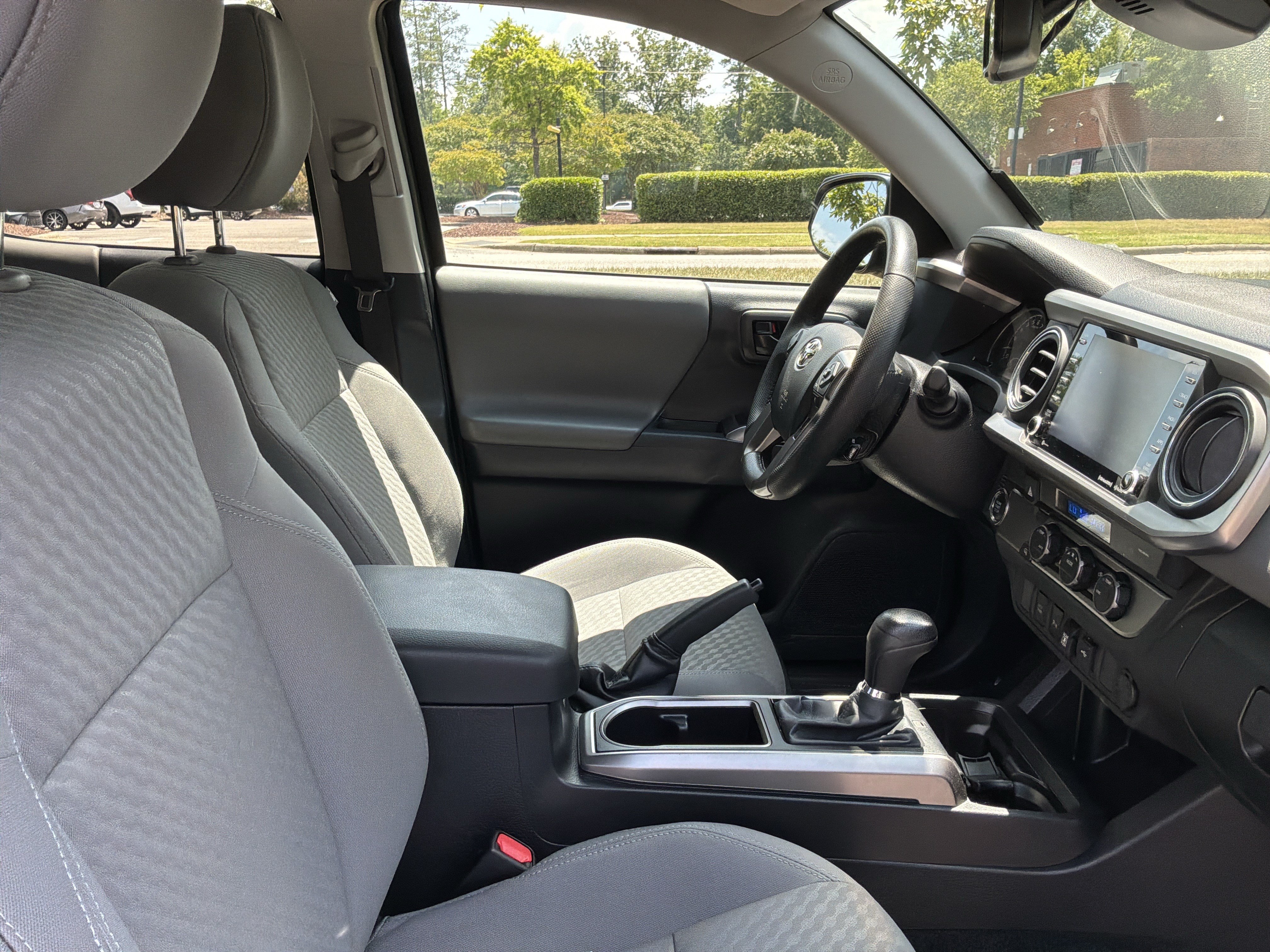 Used 2023 Toyota Tacoma SR5 RWD image 32
