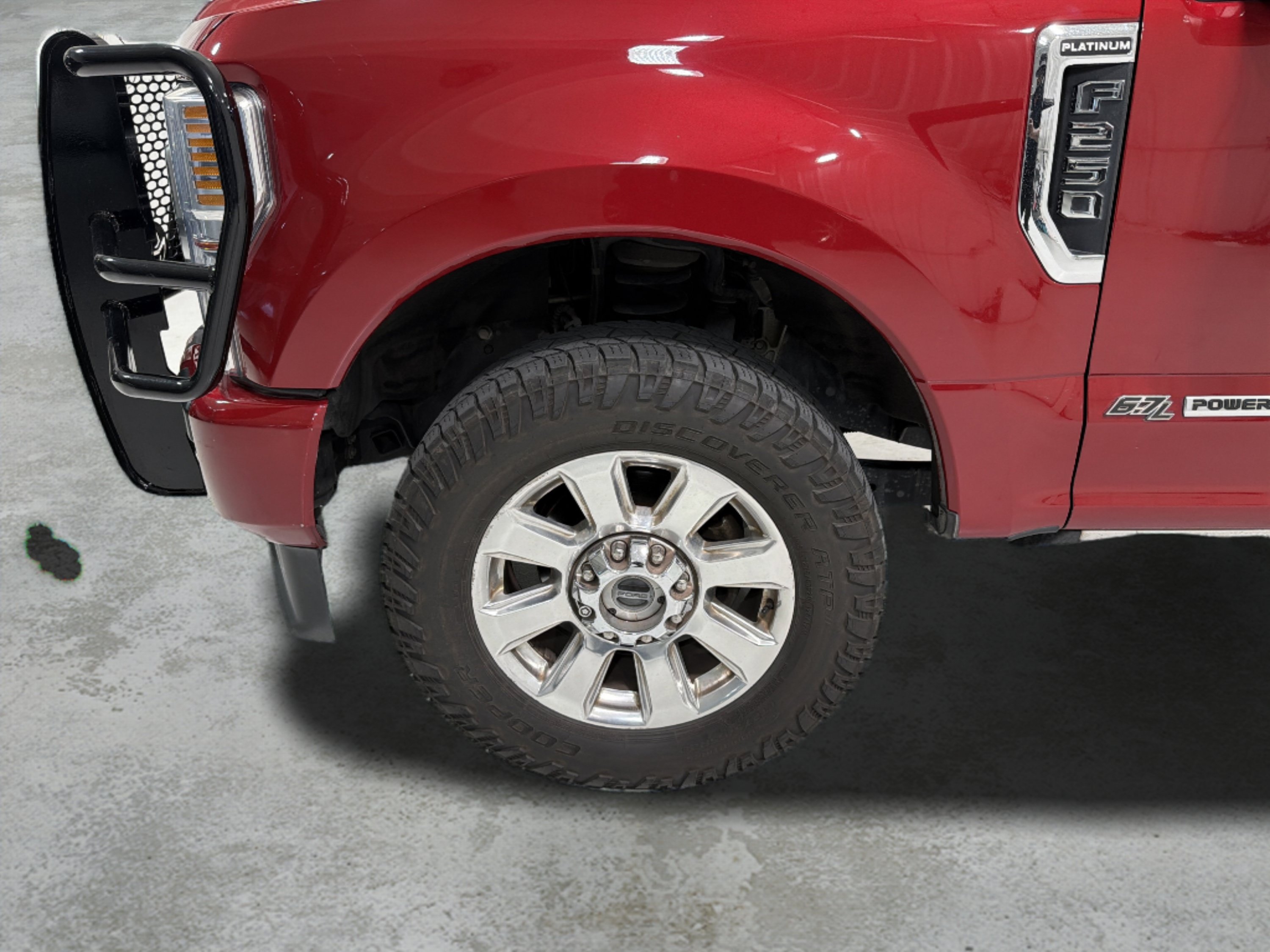 Used 2020 Ford F250 Platinum w/ FX4 Off-Road Package AWD/4WD image 11