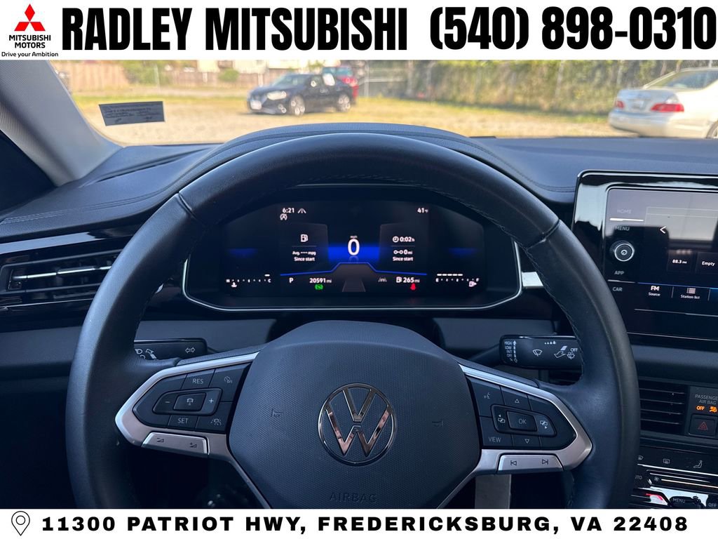 Used 2025 Volkswagen Jetta S image 6
