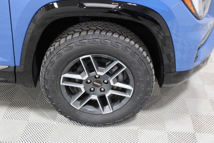New 2026 GMC Terrain AT4 w/ Convenience Package III image 41