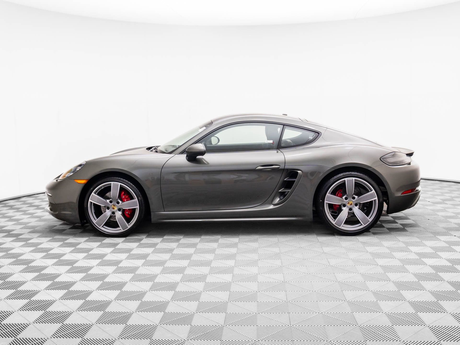 New 2025 Porsche 718 Cayman S video 2