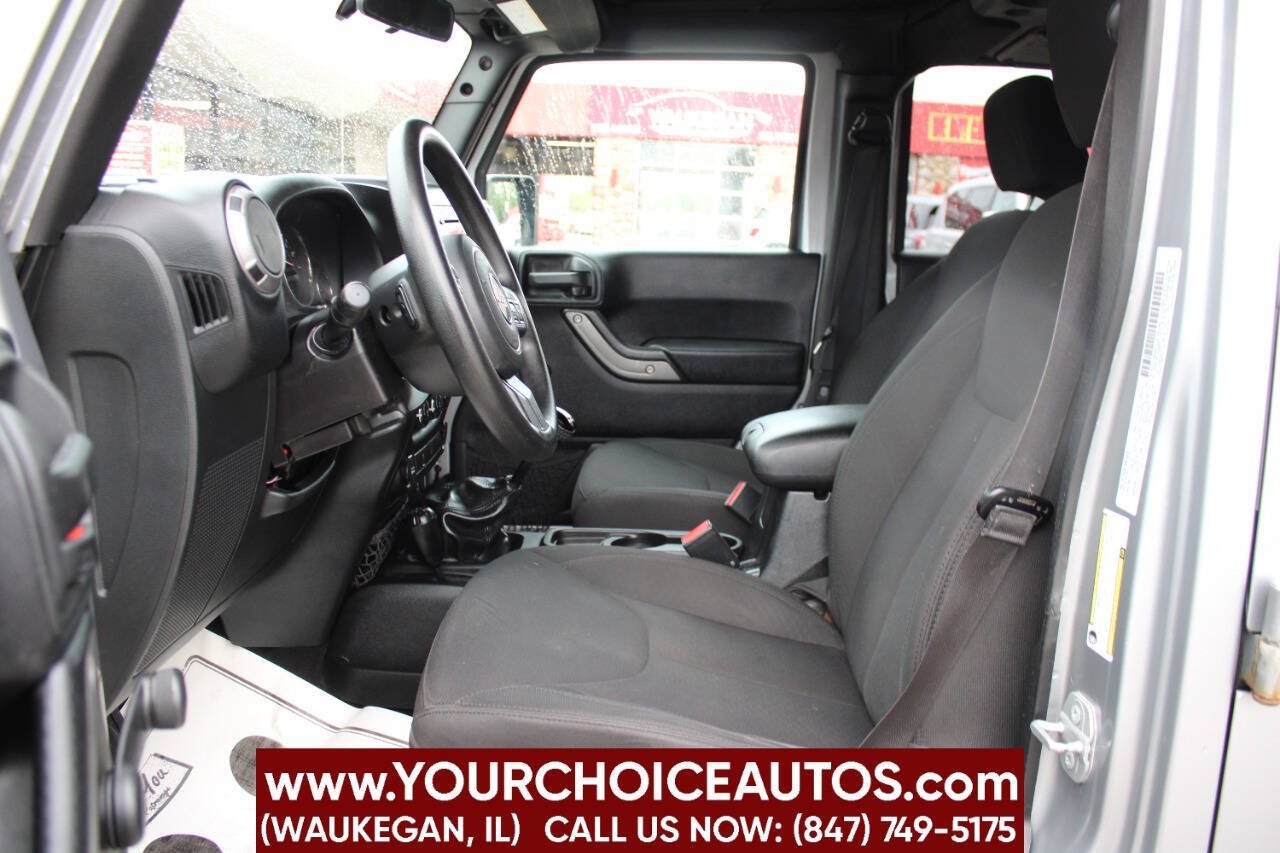 Used 2016 Jeep Wrangler Unlimited Sport AWD/4WD image 11