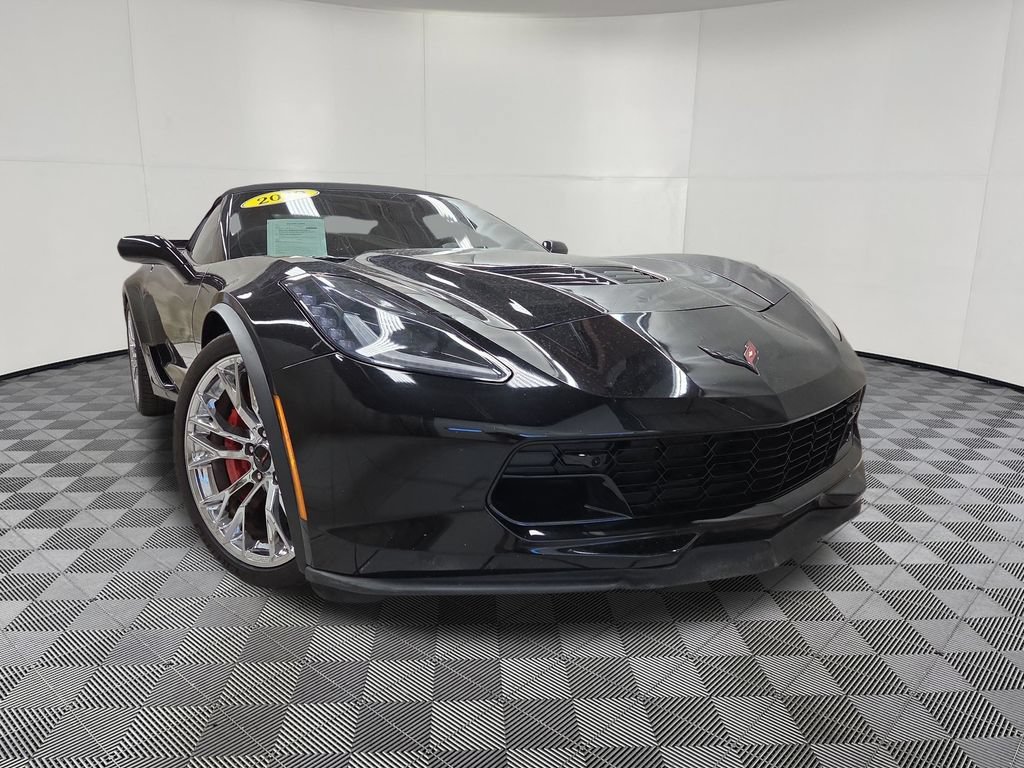 Used 2019 Chevrolet Corvette Z06 RWD image 2