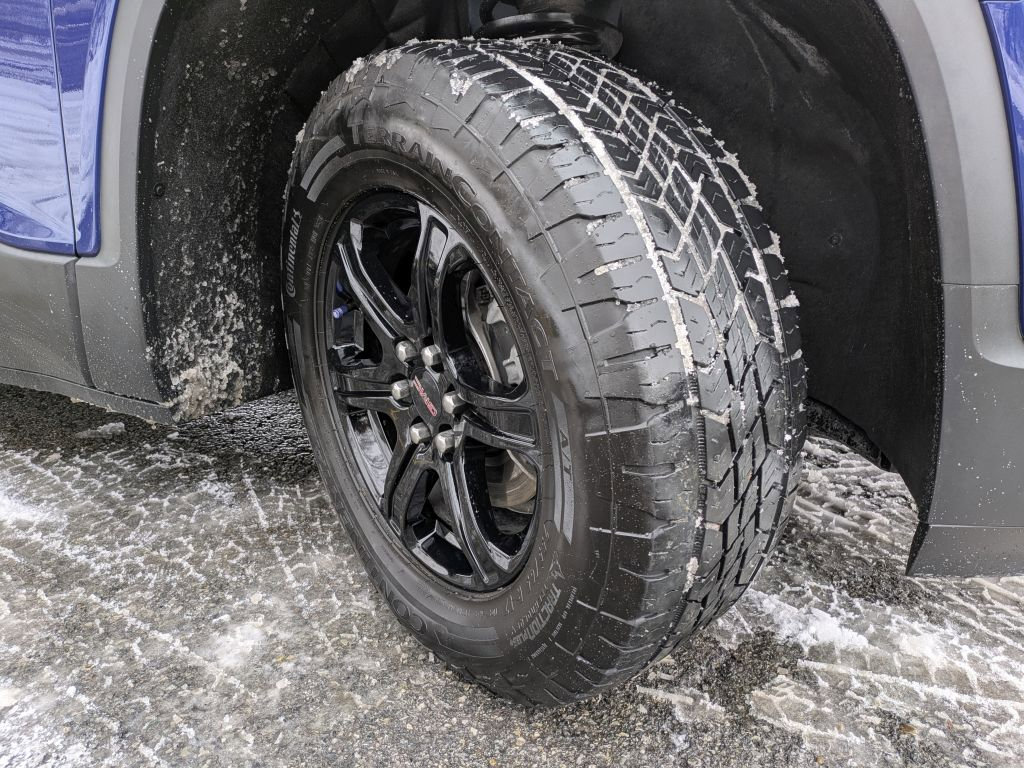 Certified 2023 GMC Acadia AT4 w/ Technology Package image 36