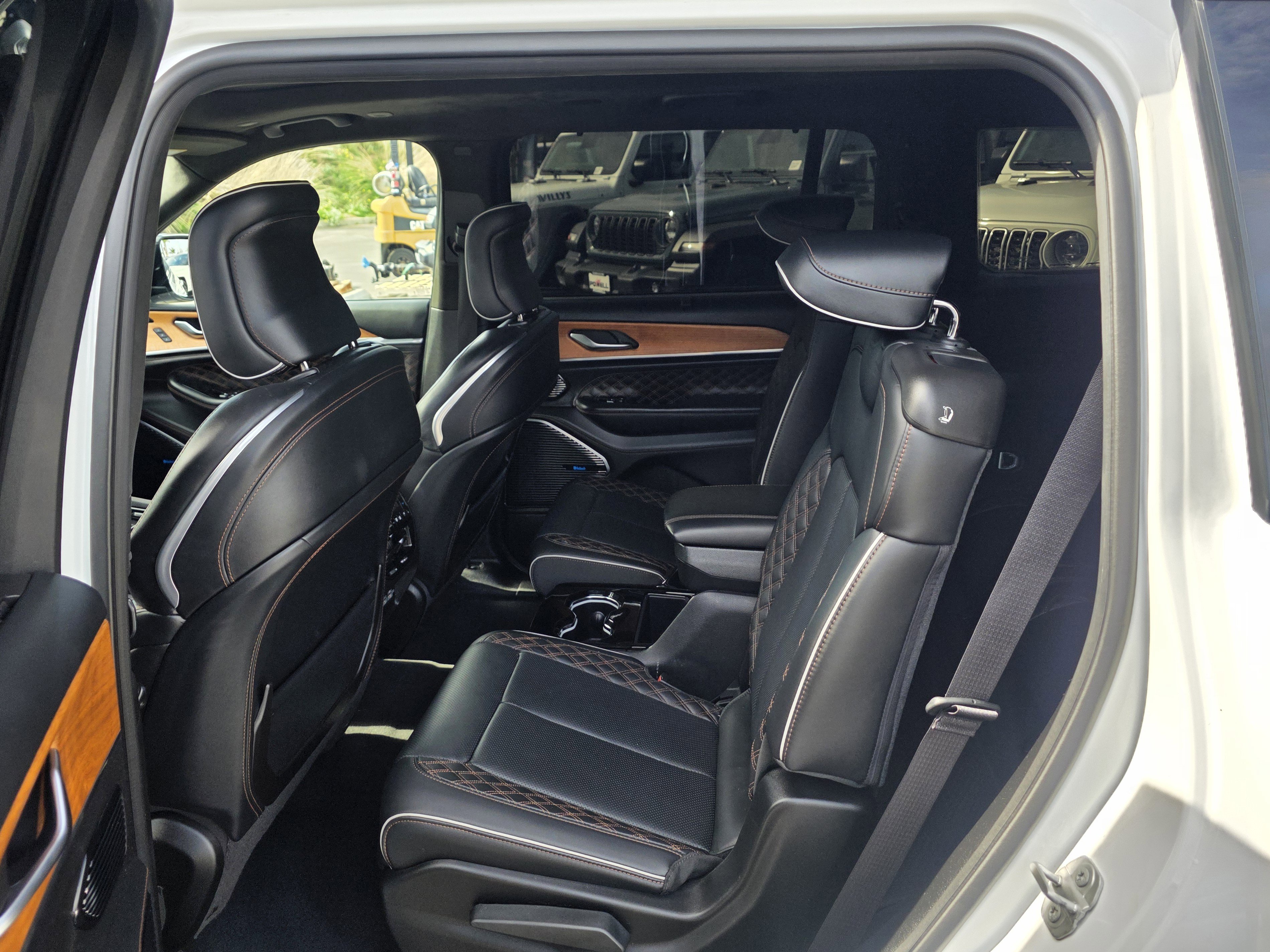 Certified 2023 Jeep Grand Cherokee L Summit image 18