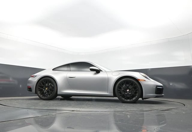Used 2021 Porsche 911 Carrera 4 AWD/4WD image 28