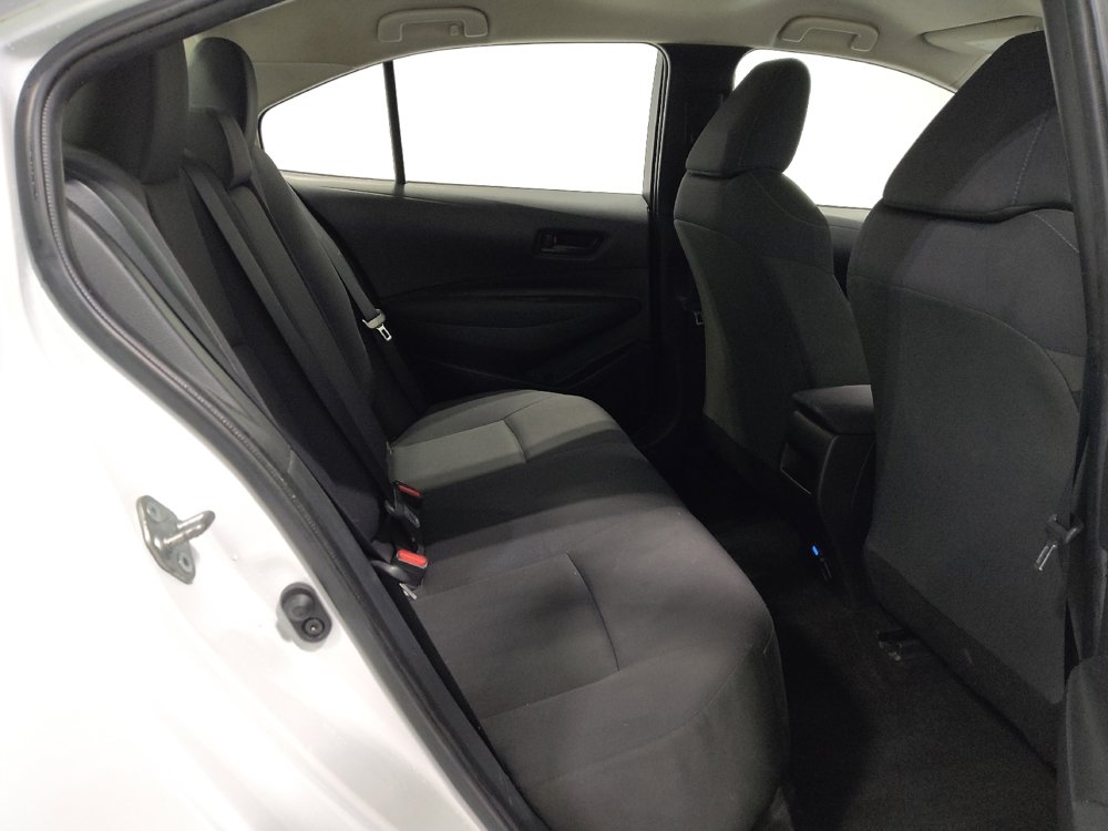 Used 2022 Toyota Corolla LE image 19