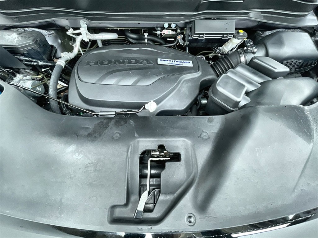 Certified 2019 Honda Passport Touring image 11