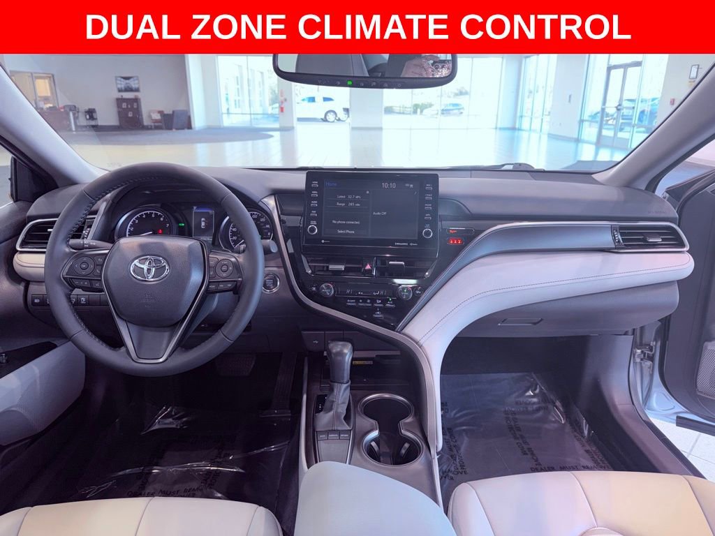Used 2022 Toyota Camry SE image 8