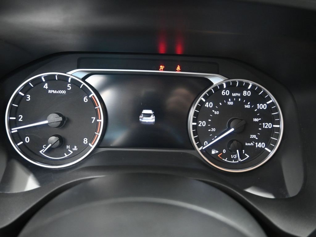 Used 2023 Nissan Rogue SV image 16