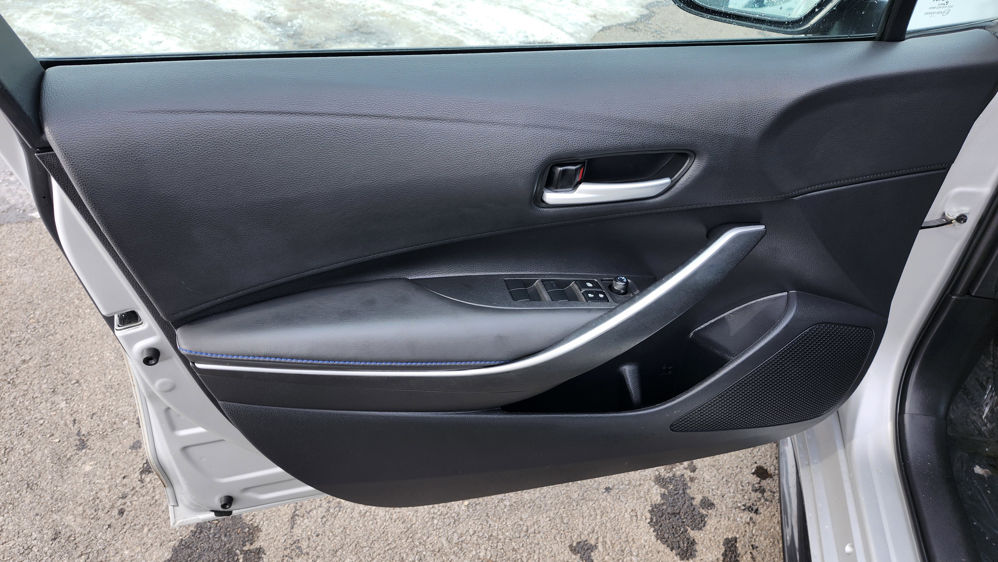 Used 2020 Toyota Corolla SE image 23