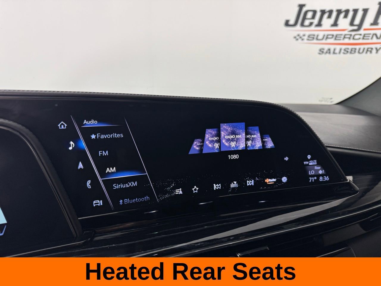 Used 2021 Cadillac Escalade Sport w/ LPO, ONYX Package RWD image 17
