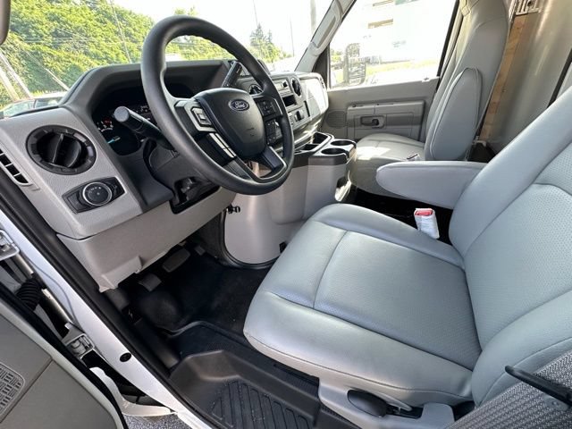 New 2026 Ford E-450 and Econoline 450 Super Duty w/ Power Equipment Group RWD image 14