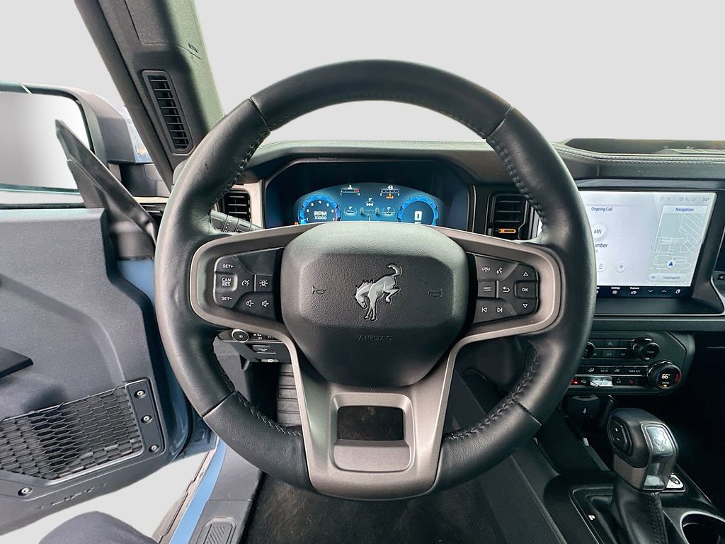 Used 2025 Ford Bronco Outer Banks AWD/4WD image 11