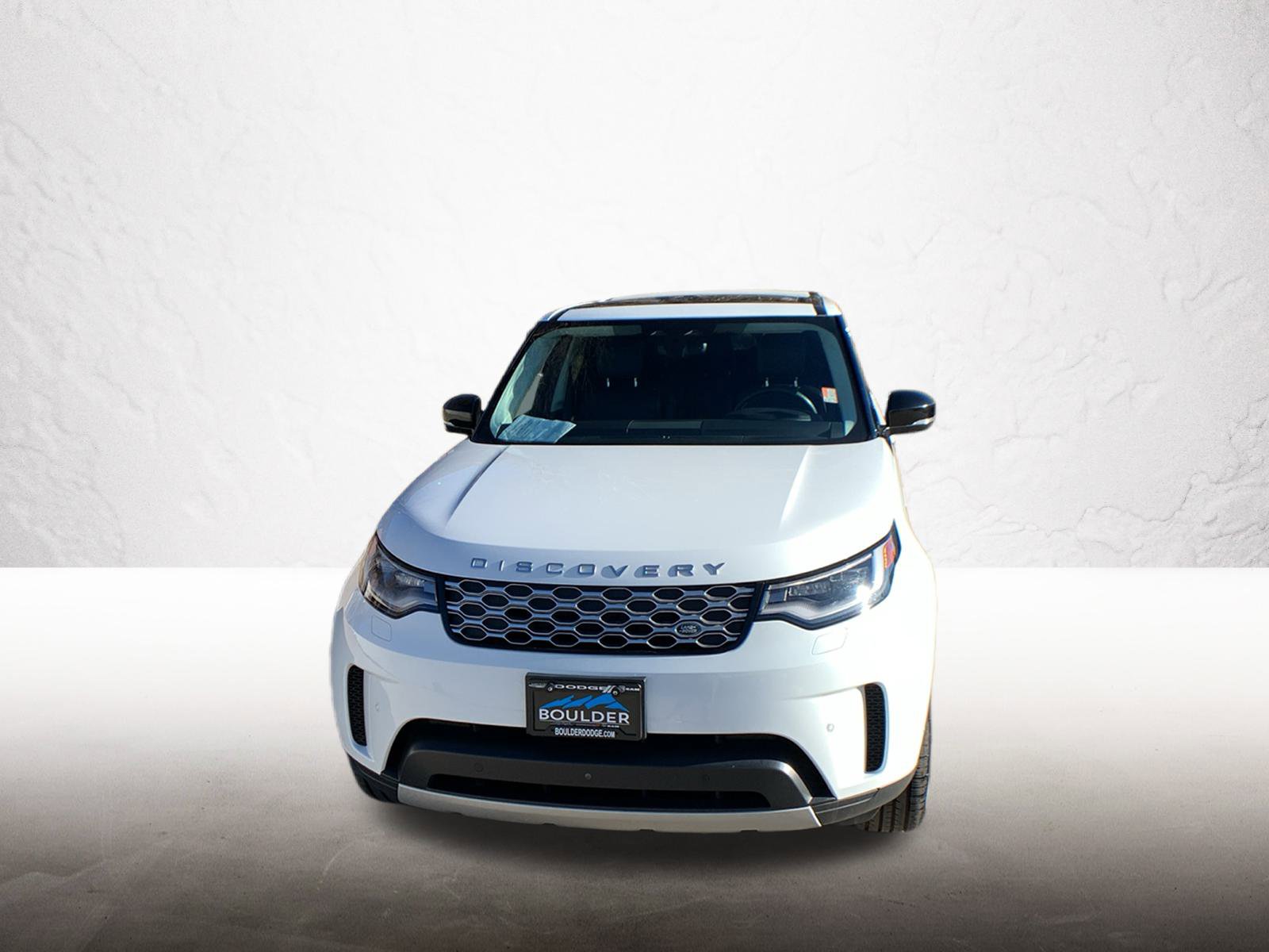 Used 2024 Land Rover Discovery S