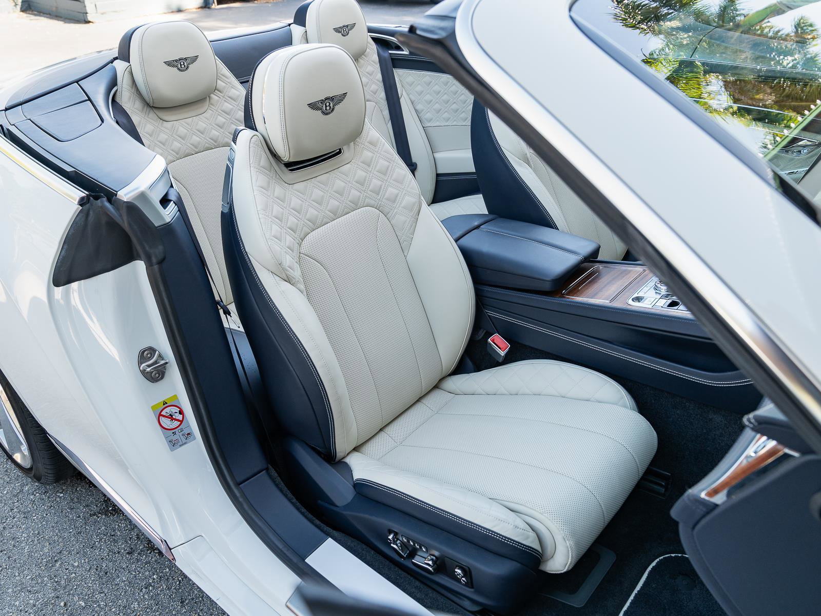 Used 2022 Bentley Continental GT image 8