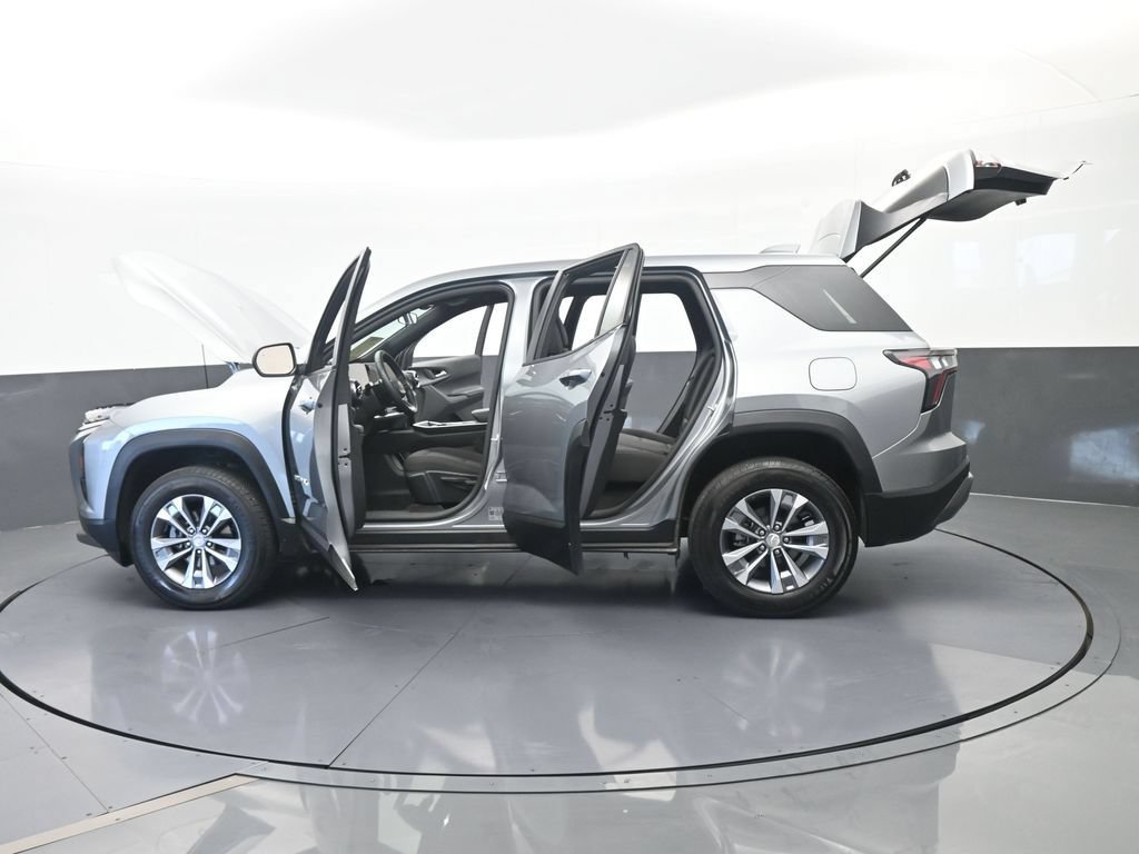 Used 2026 Chevrolet Equinox LT FWD image 69