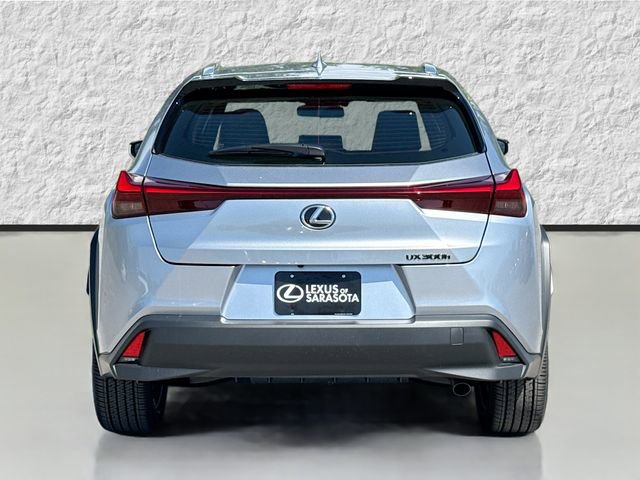 New 2026 Lexus UX 300h FWD image 4