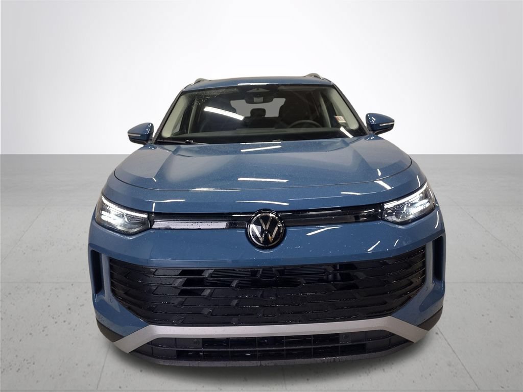 New 2026 Volkswagen Tiguan SE AWD/4WD image 3