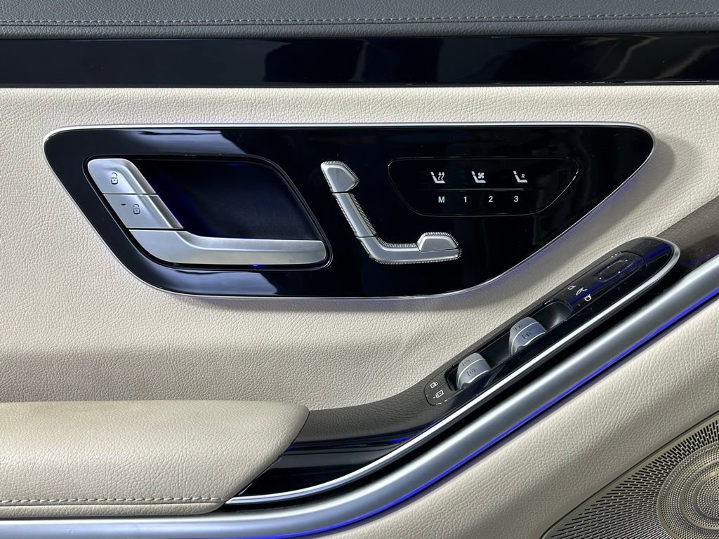 Used 2022 Mercedes-Benz S 500 4MATIC image 34