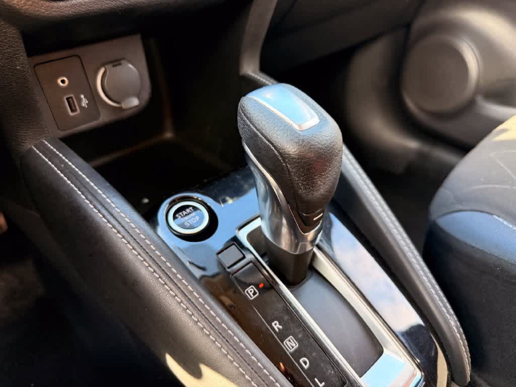 Used 2018 Nissan Kicks S FWD image 16