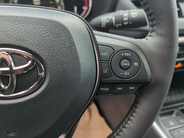 New 2025 Toyota RAV4 XLE w/ Convenience Package image 19