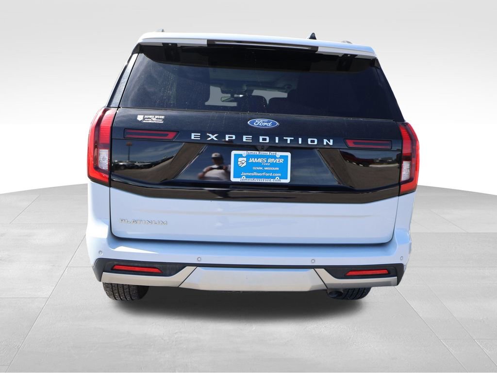 Used 2025 Ford Expedition Platinum AWD/4WD image 10