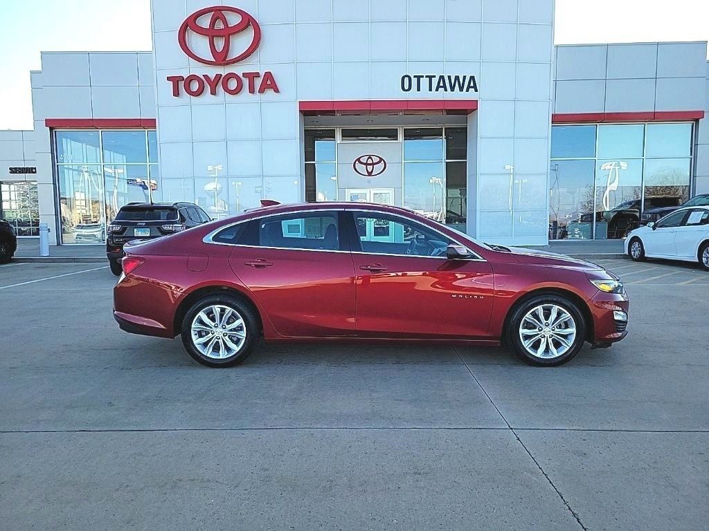 Used 2023 Chevrolet Malibu LT FWD image 4