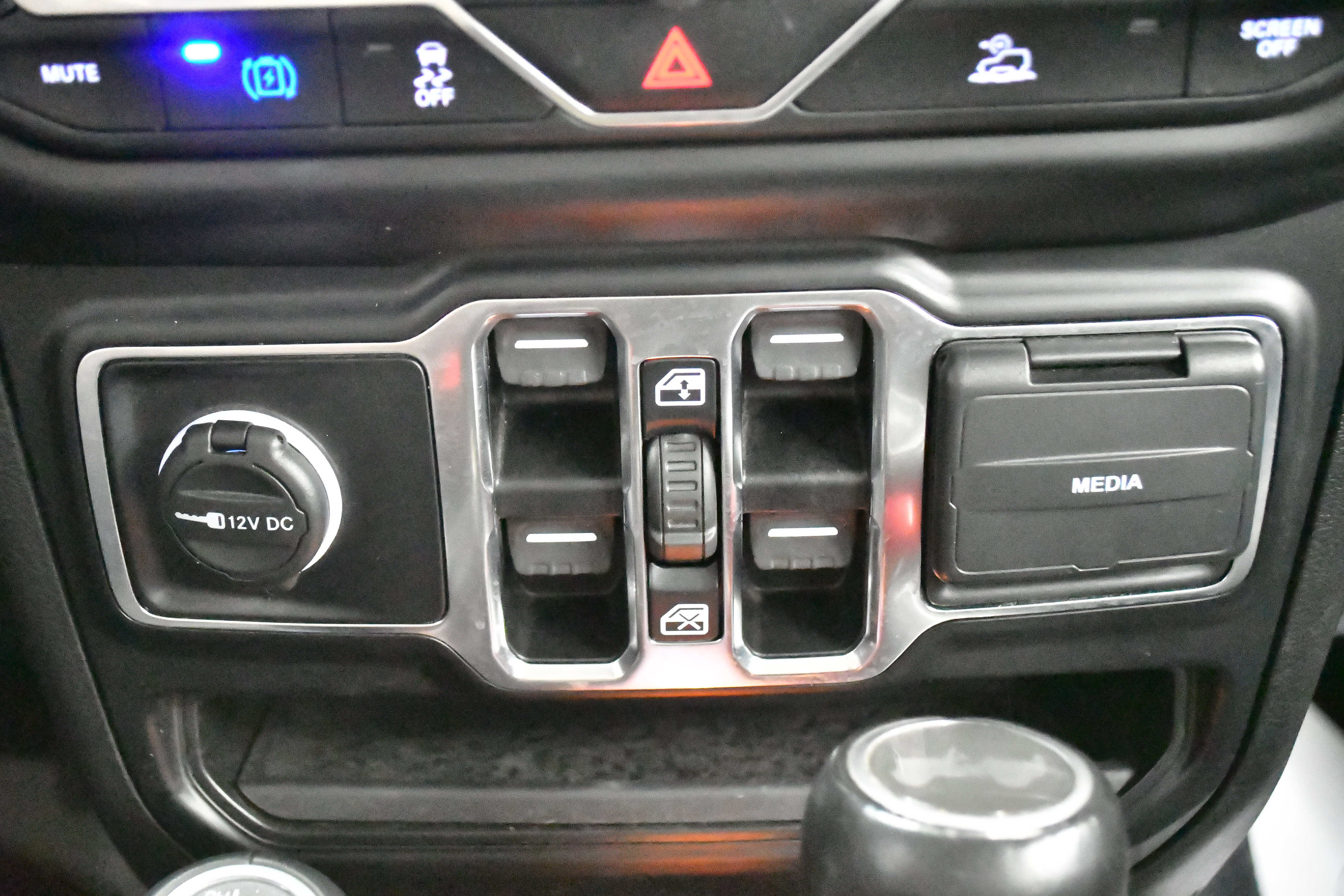 Used 2022 Jeep Wrangler Unlimited Sahara image 49