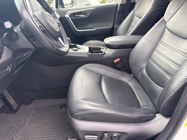 Used 2021 Toyota RAV4 Limited AWD/4WD image 22