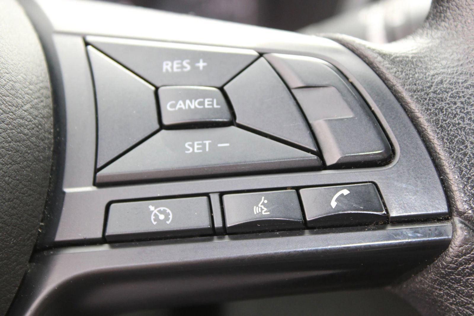 Used 2024 Nissan Altima 2.5 S FWD image 23