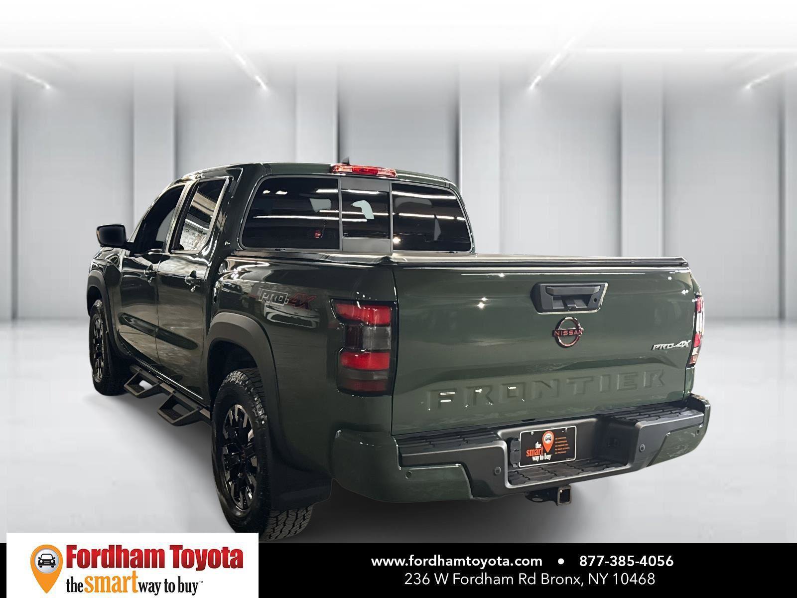 Used 2022 Nissan Frontier PRO-4X image 5