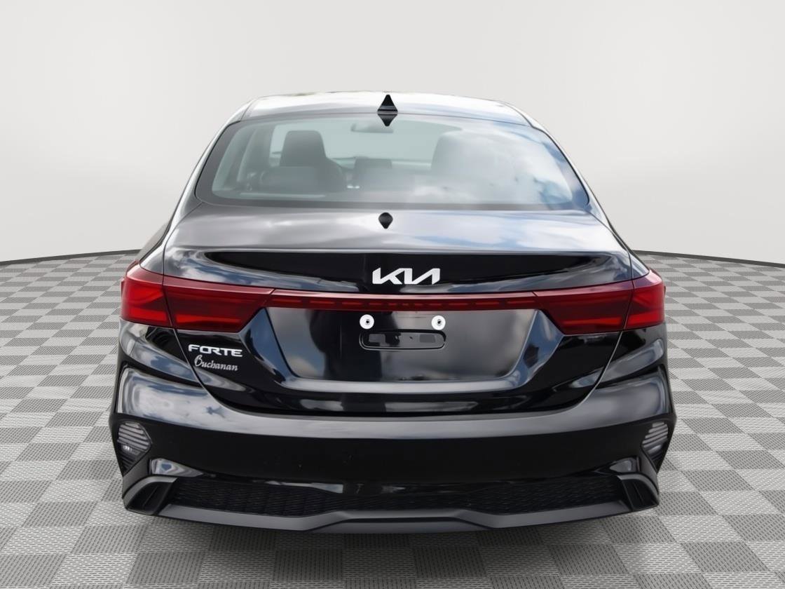 Used 2024 Kia Forte LXS FWD image 6