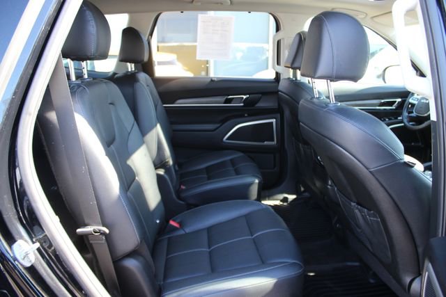 Used 2022 Kia Telluride EX w/ EX Premium Package image 32