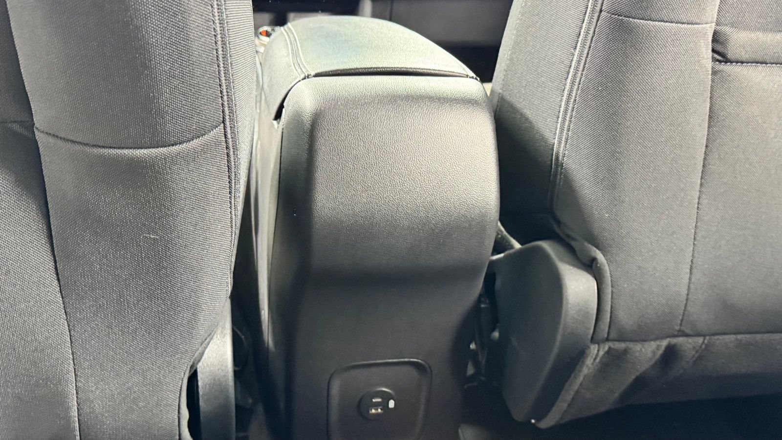 Used 2021 Ford Escape SE AWD/4WD image 35