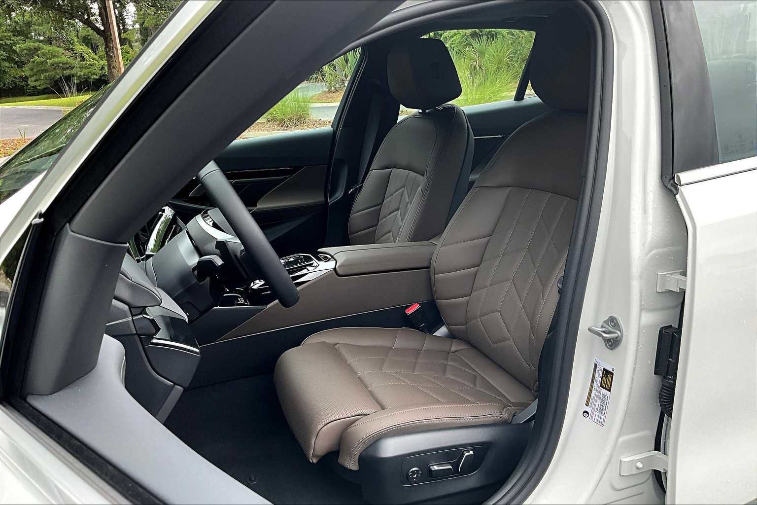 New 2026 BMW 530i w/ Premium Package image 9