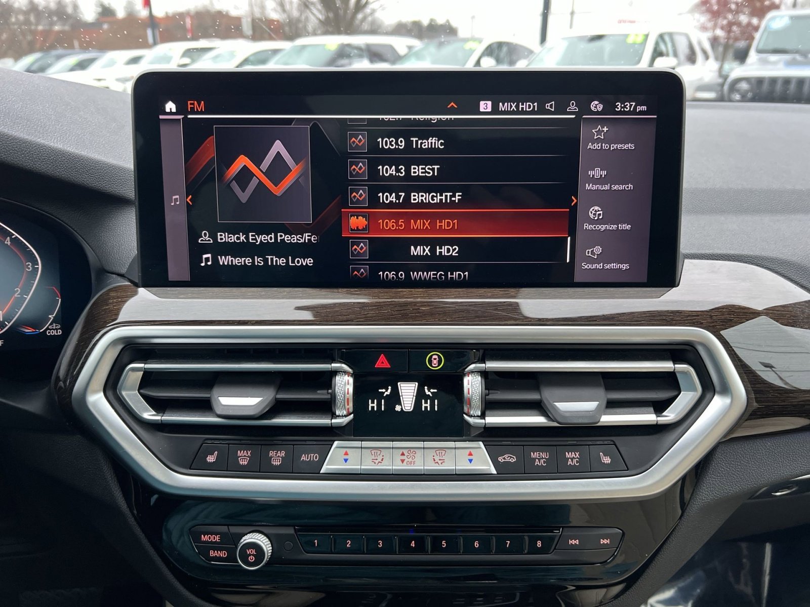 Used 2023 BMW X4 xDrive30i w/ Premium Package image 18