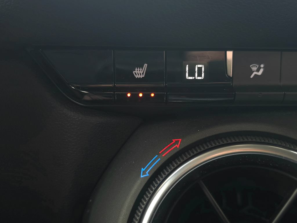 Used 2023 Chevrolet Blazer LT AWD/4WD image 37
