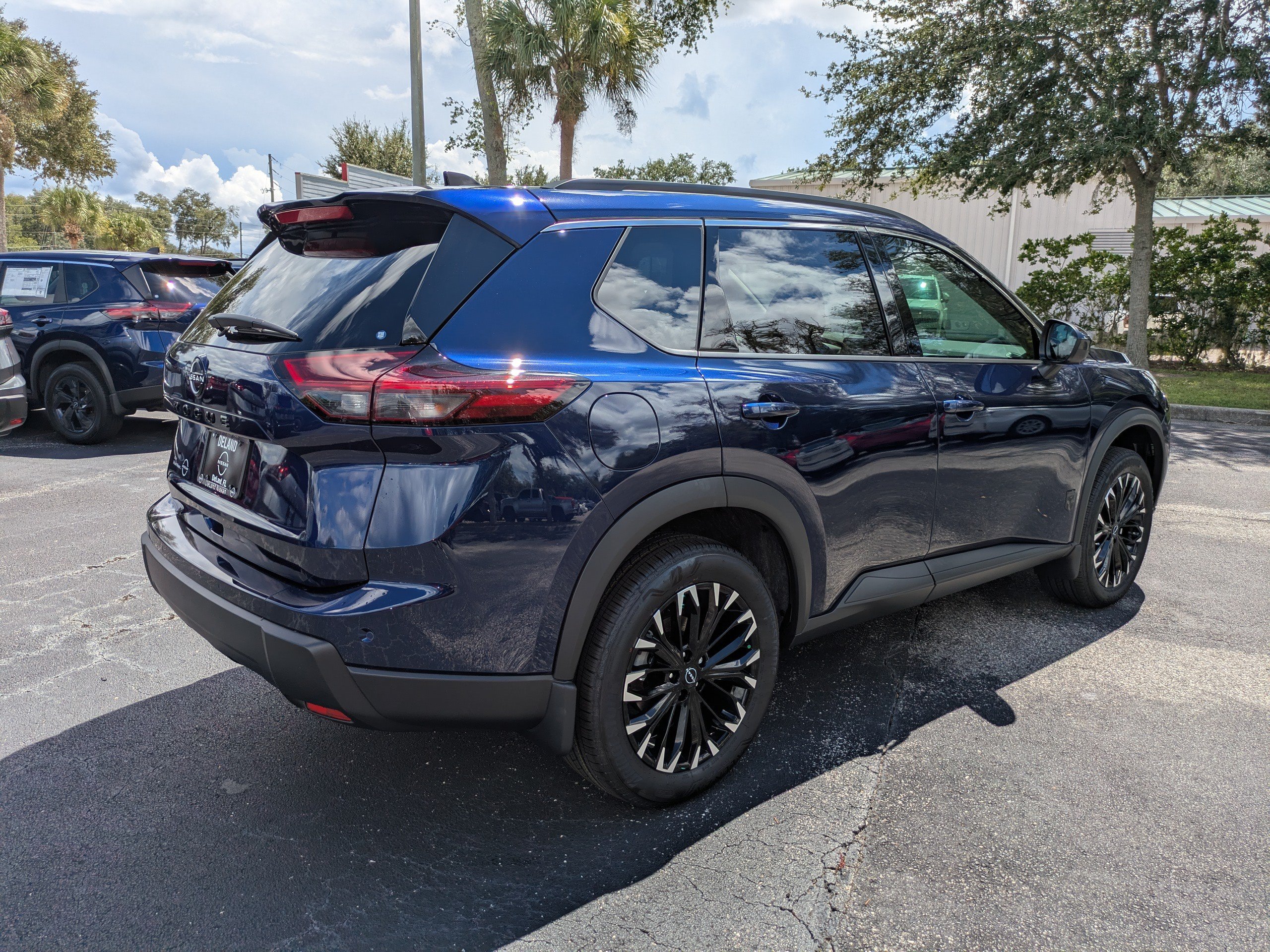 New 2026 Nissan Rogue Dark Armor FWD image 4