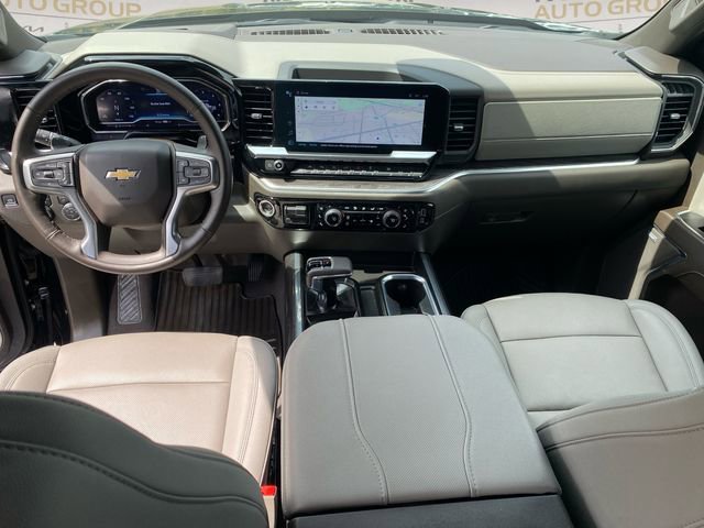 Used 2025 Chevrolet Silverado 1500 LTZ AWD/4WD image 10