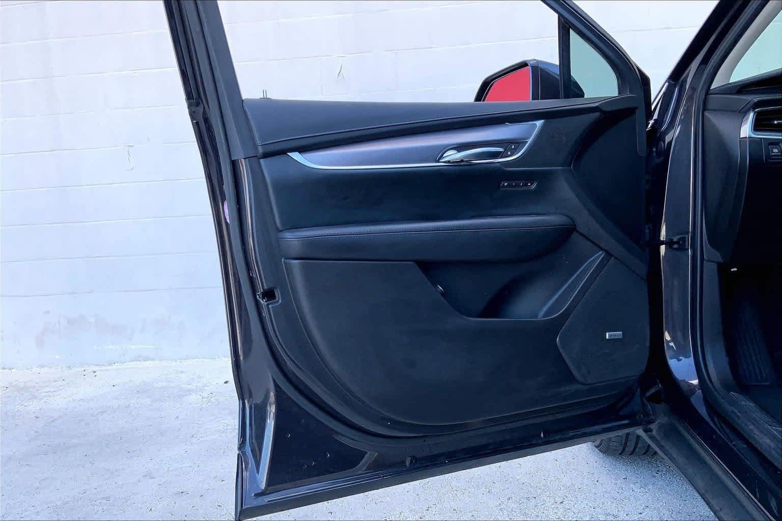 Used 2019 Cadillac XT5 Luxury FWD image 27