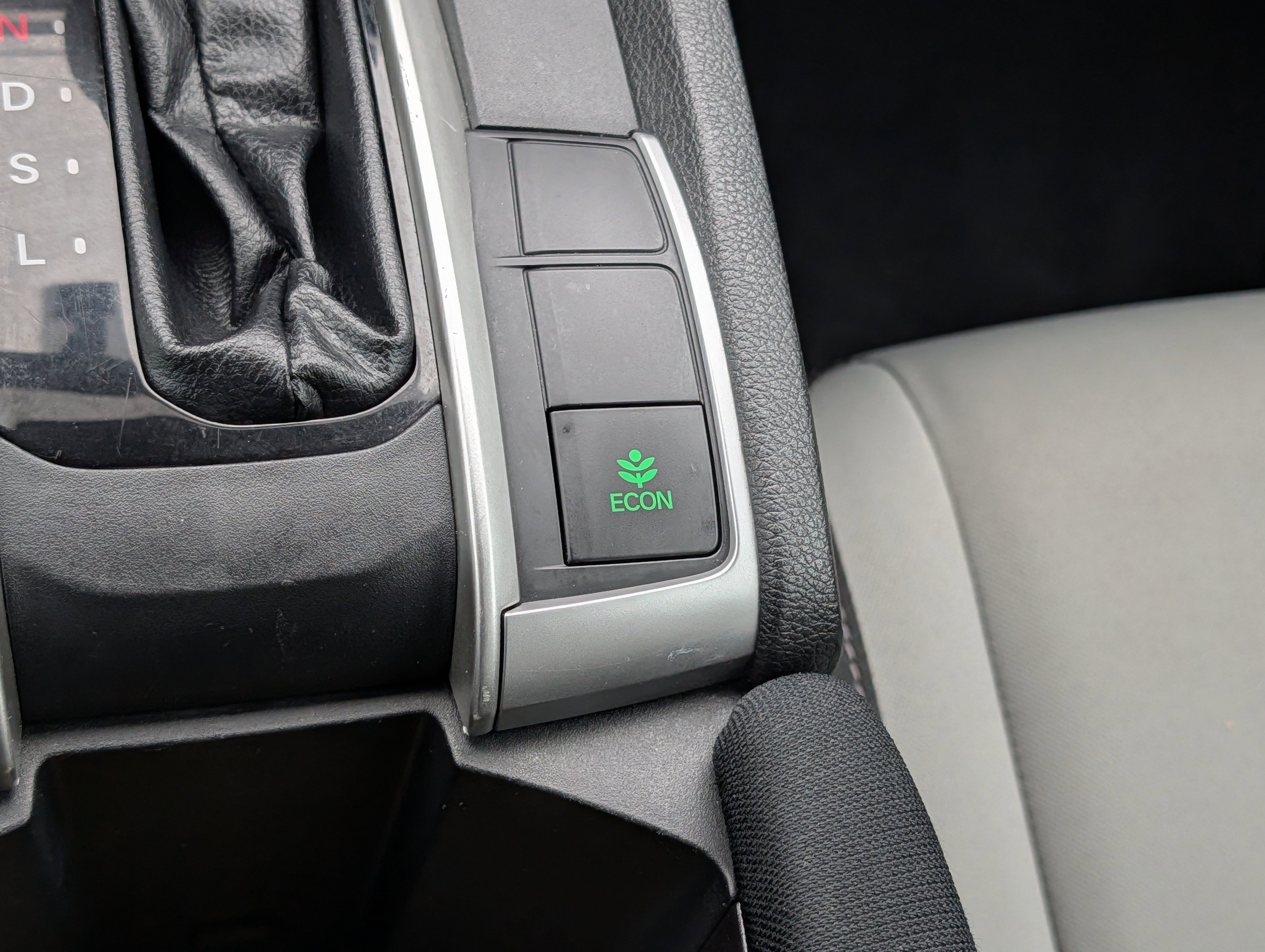 Used 2018 Honda Civic LX image 31